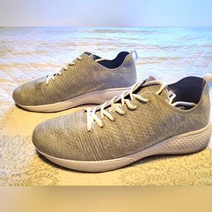 American Eagle Men's Knit Runner Sneaker